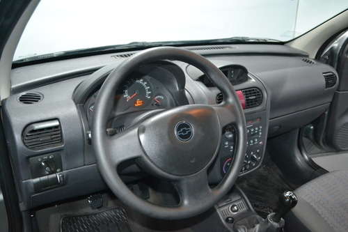 Chevrolet Corsa 1.8 Gl 4p M/t 2010 -imolaautos-