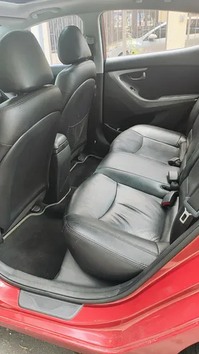Hyundai Elantra 1.8 i35 GLS MT