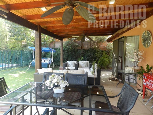 Imagen 9 de 25 de Casa En Venta De 4 Dorm. En Colina