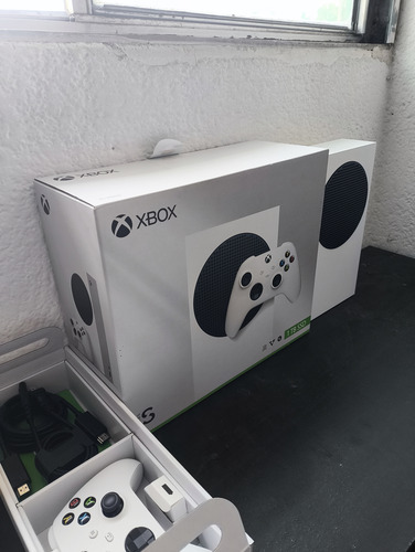 Consola Microsoft Xbox Series S De 1 Tb Blanca (Usado)