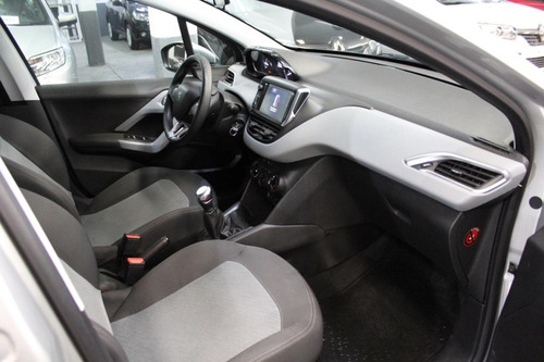 Peugeot 208 1.6 Feline Pack Cuir 2015 41.000km Gris Plata