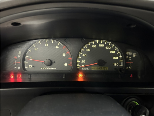 Toyota Hilux SW4 3.0 4X4 8V TURBO DIESEL 4P MANUAL