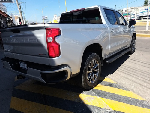 Imagen 8 de 15 de Chevrolet Cheyenne 2020 5.4 2500 Doble Cab Lt Z71 4x4 At
