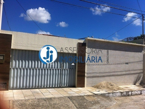Imagem 2 de 19 de Venda De Casa Em Lagoa Nova, Com 4 Quartos, Sendo Dois Suítes, Em Ótima Localização. - Ca00074 - 32148118