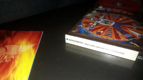 Cd Japonês Aerosmith Nine Lives + Box Of Fire Bonus Disc (Usado)
