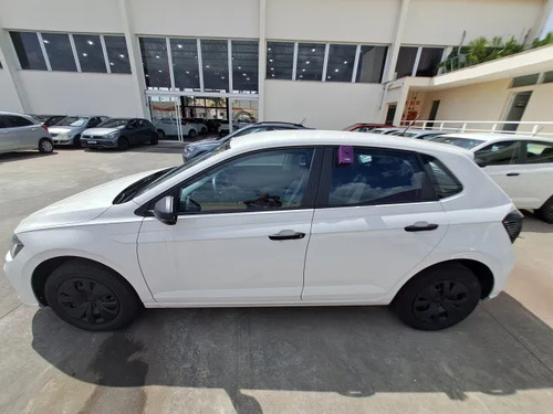 Volkswagen Polo Track 1.0 Flex 12V 5p