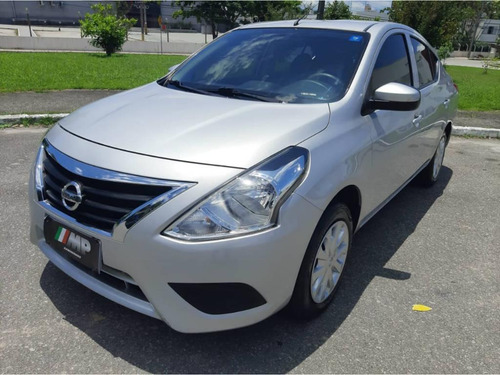 Nissan Versa 1.0