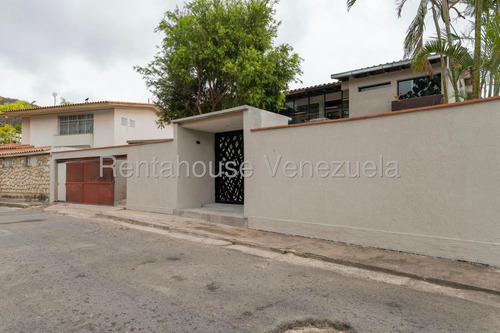Ss: Vende Casa 25-19995 En Prados Del Este De 550 M2, 4h/5b/3pe