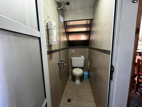 Venta De Casa + Monoambiente En La Caleta