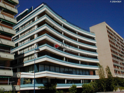 Imagen 28 de 30 de Espectacular 3 Dormitorios Frente Al Puerto De Punta Del Este. Inmejorables Comodidades Y Ubicacion. Consulte.