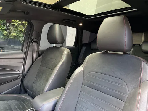 Ford Escape St Line