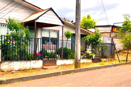 Venta De Casa En Sector Residencial De Chillan