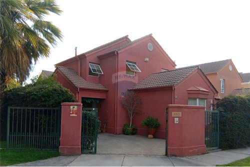 Espaciosa Casa 3d+3b En Lo Campino
