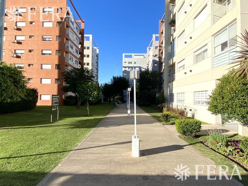 Imagen 3 de 16 de Venta Departamento 2 Ambientes Con Cochera Y Balcón En Wilde (29617)