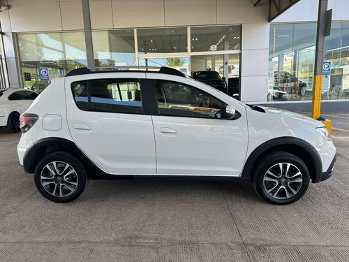 Renault Stepway 5p Intens L4/1.6 Aut