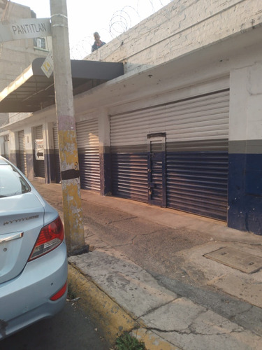 En Renta Local Comercial En Av. Pantitlan, Netzahualcóyotl