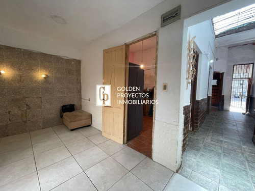 Casa Padrón Único En Venta De Dos Dormitorios En Palermo