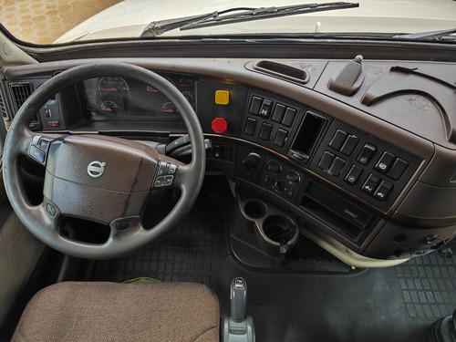 Tractocamion Volvo Vnl64t Seminuevo Modelo 2016