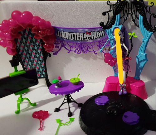 Set De Accesorios Muñecas Monster High Original 