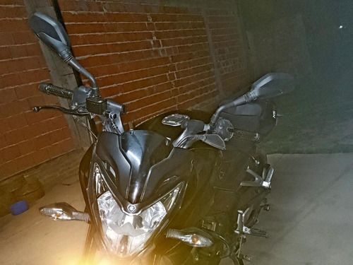Imagen 2 de 6 de Bajaj Rouser 2016