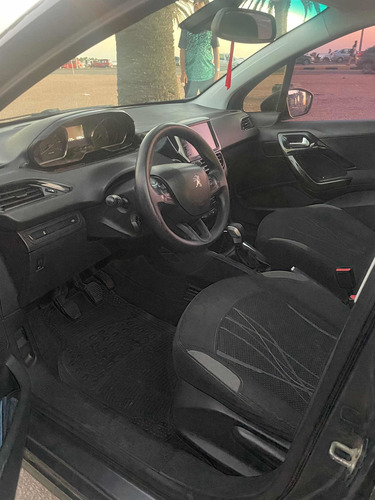 Imagen 8 de 8 de Peugeot 208 1.2 Full