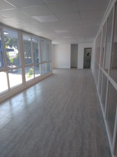 Galpón Arriendo De 1.030 M2 Vespucio Norte / Lo Echevers