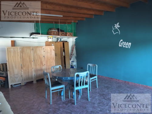 Casa 110 M2 Barrio Emeca, Jeppener, Partido De Brandsen, Buenos Aires.