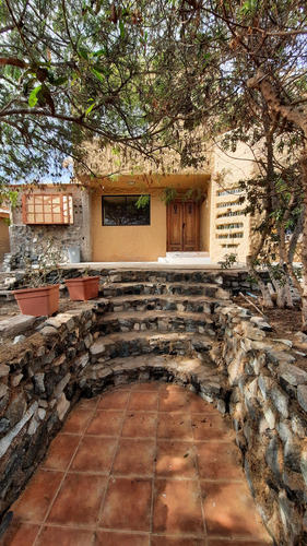 Casa 3 Habitaciones En Venta, Huascar