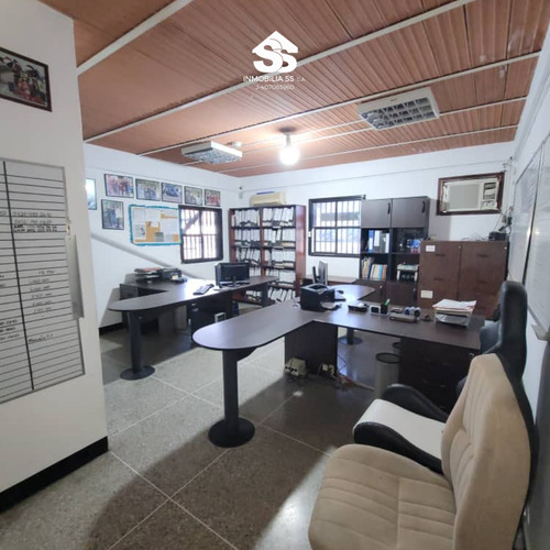 Se Vende Terreno Con Galpón - Cagua - Aragua