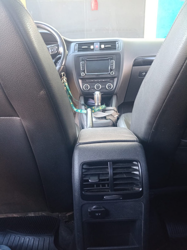 Volkswagen Vento 2.5 Luxury 170cv Tiptronic