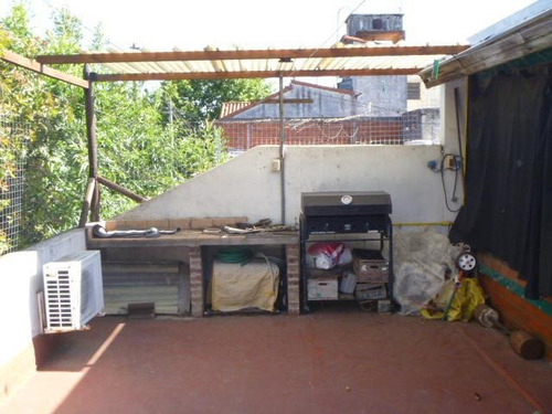 Imagen 14 de 15 de Tipo Casa Al Frente - Lanús Oeste