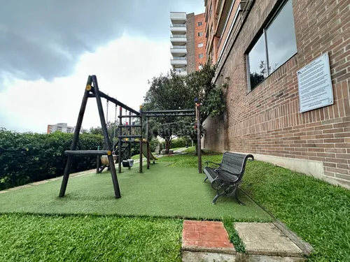 Apartamento En Venta En Loma De Los Benedictinos. Cod V776024