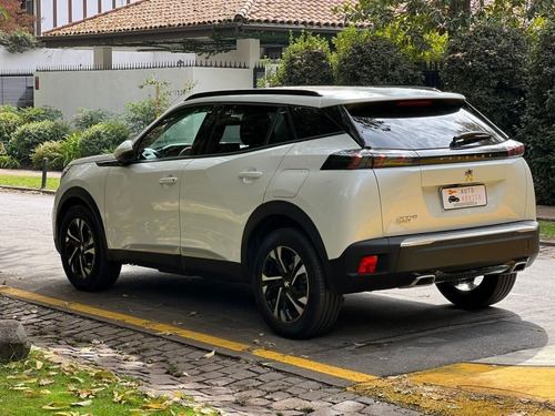Imagen 8 de 15 de Peugeot 2008 Allure Pack Puretech 130 Mt