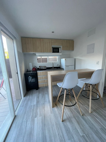 Imagen 10 de 30 de Casas Para 4 Opción 5 Personas En Bella Vista, Maldonado - 15min De Piriapolis - 600 Metros De La Playa - 5min Del Supermercado - Sala De Juegos - Piscina