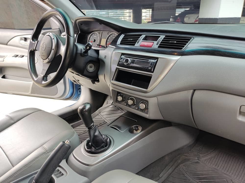 Imagen 9 de 10 de Mitsubishi Lancer Tauring