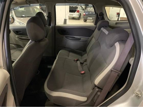 Imagem 9 de 11 de Chevrolet Spin Lt 5s 1.8 (aut) (flex)