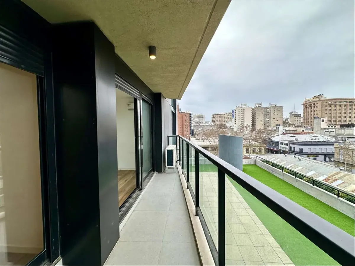 Alquiler En Centro Piso 4 Nostrum Bay | 1 Dormitorio, Mampara Y 2 Aires -  Doble Balcón Y Seguridad 24 H · Foto 5