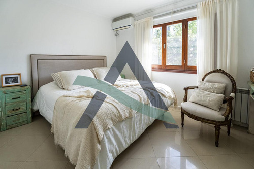 Casa 4 Ambientes Con Quincho