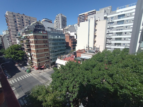 2 Amb Frente Con Balcon 6ªpiso, Parque Las Heras ( Barrio: Barrio Norte)