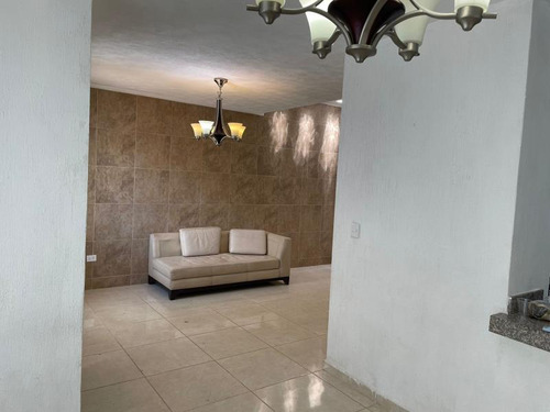 Imagen 5 de 12 de Casa Sola En Renta Las Américas
