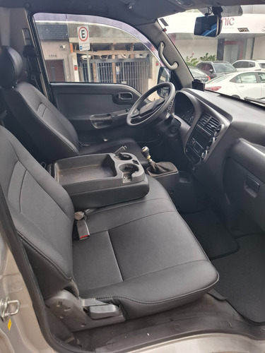 Kia Bongo 2.5 Std 4x2 Rs Turbo C/ Carroceria 2p