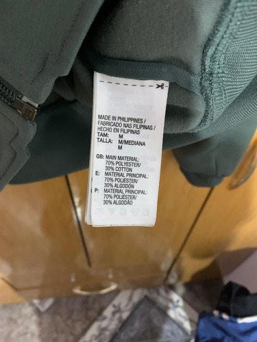 Campera Adidas Pharrell Williams Talle M Inmaculada (Usado)