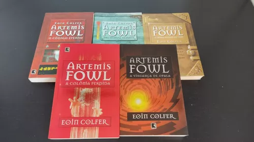 Livro: Artemis Fowl : O Menino Prodígio; Uma Aventura No Ártico; O Código  Eterno; A Vingança de Opala; A Colônia Perdida - Eoin Colfer