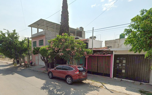 Sk01- Casa En Remate Bancario En C. Araucarias, El Vergel, Tuxtla Gutierrez, Chis. (65% Debajo De Su Valor Comercial, Solo Recursos Propios)