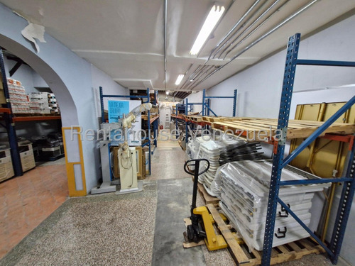 Casa Comercial En Venta En La Carlota Centro Almacenamiento Casas Caracas Contenedores 40 Pies Casas Comerciales Angela Tochon