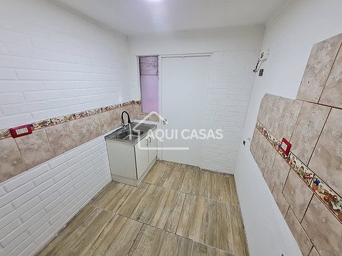 Casa 2 Pisos En Pasaje Cerrado Nuevo Parque San Francisco