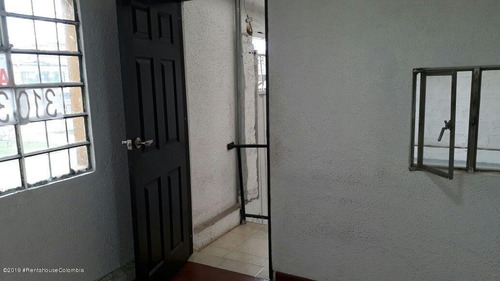 Imagen 9 de 12 de Comercial En Ricaurte(bogota) Fr: 21-502