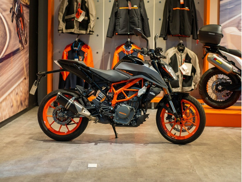 Imagen 17 de 25 de Ktm Duke 390 Gris Usado Seleccionado