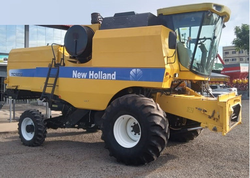 Colheitadeira New Holland Tc 5070 Ano 2012