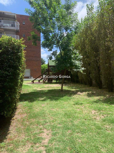 Apto En Venta Con Renta Nostrum Prado De 2 Dormitorios Con Parrillero Y Cochera